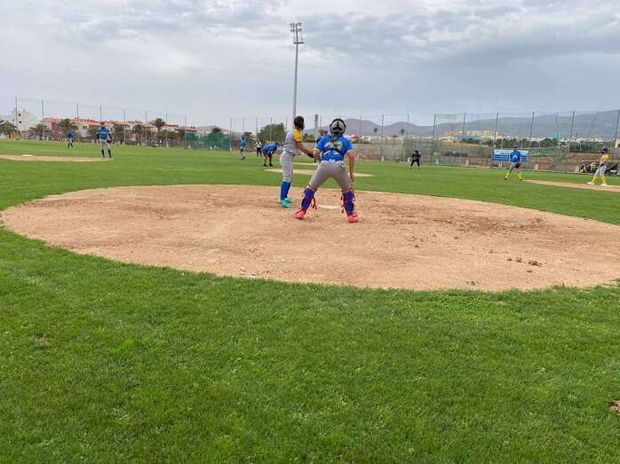 Campo de  béisbol y sófbol en el complejo deportivo El Hornillo/TA.
