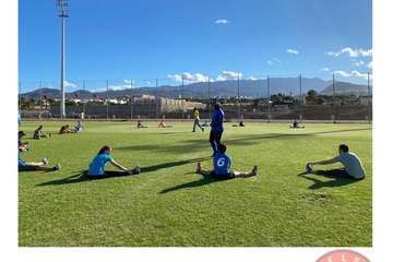 Campo de béisbol y sófbo en El Hornillo/TA.