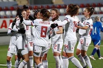 Misa Rodríguez certifica con la selección femenina de fútbol el pase para la Eurocopa 2022 de Inglaterra/RFFE.