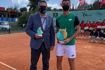 Carlos Gimeno gana el II Challenger Gran Canaria/TA.
