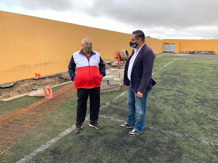 El edil Diego Ojeda, visitando los trabajos / TA