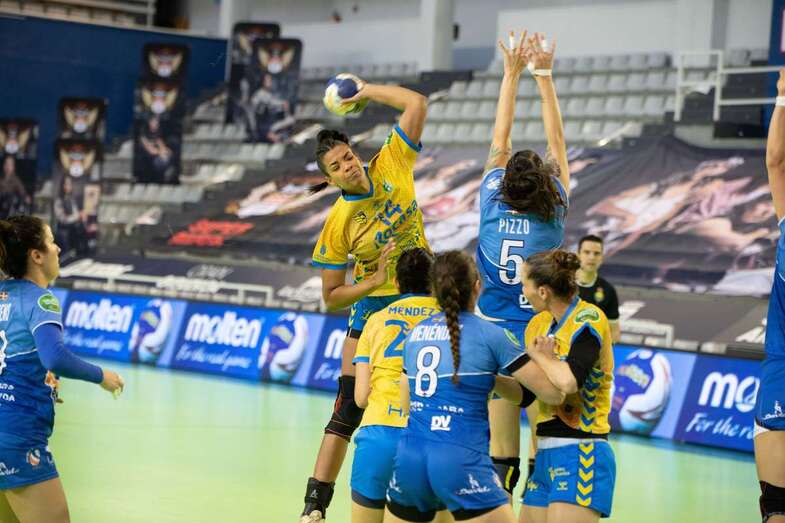 Momento del partido de este sábado(TA.