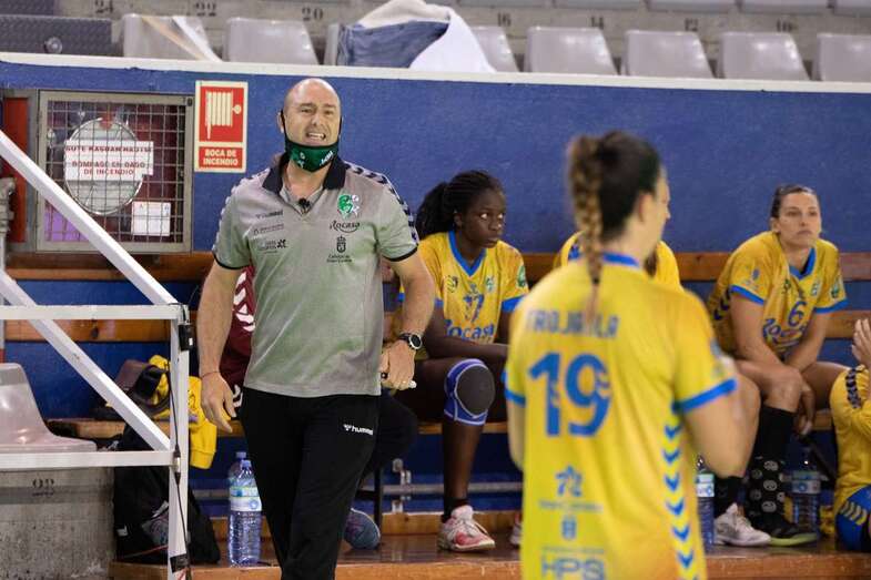 Carlos Herrera, entrenador del Rocasa / TA