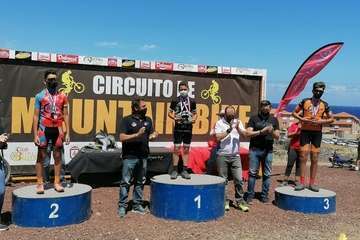 Los teldenses de Piconera brillan en el Campeonato de Canarias de Escuelas MTB/TA.