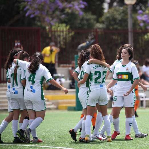 Las jugadoras del Elche Femenino están a un paso del ascenso a Segunda/Elche CF Femenino.