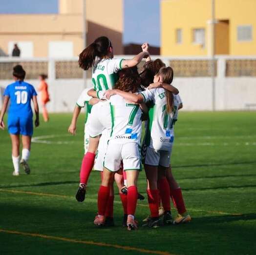 El partido se disputó en el campo municipal de La Herradura/TA.