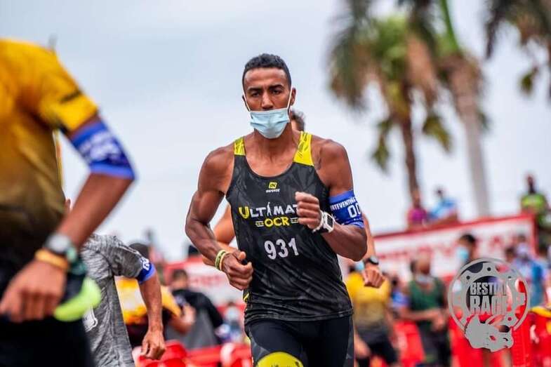 El atleta teldense Azman Mesand durante la prueba de este fin de semana en Fuerteventura/TA.
