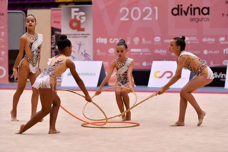 Gimnastas del club teldense/TA.