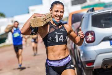 El atleta teldense Azman Mesand 'rompe' la Bestial Race de Lanzarote/Bestial Race.