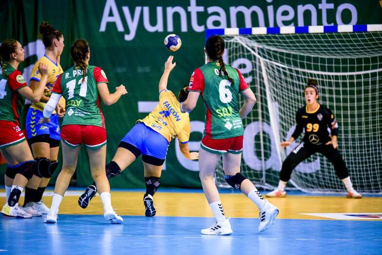 Momento del partido de este sábado/TA.