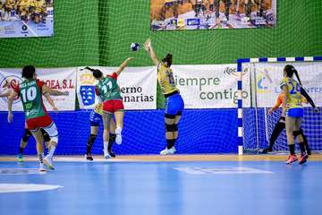 El Rocasa Gran Canaria se gusta y se divierte en su debut en el Antonio Moreno/TA.