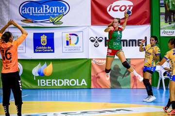 El Rocasa Gran Canaria se gusta y se divierte en su debut en el Antonio Moreno/TA.