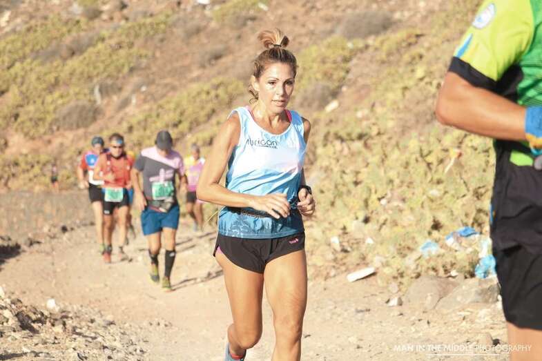 La carrera discurrió por senderos/(Julio González/Man in the Middle Photography