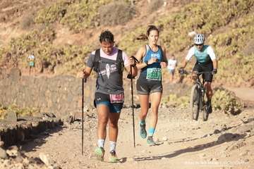 IV Carrera Solidaria Goro Trail(TA y Julio González (Man in the Middle Photography)