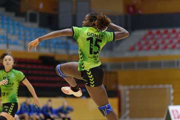 El Rocasa se trae un punto de su visita al Zuazo/Alfredo García.