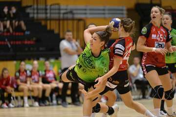 El Rocasa se trae un punto de su visita al Zuazo/Alfredo García.