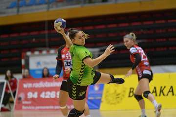 El Rocasa se trae un punto de su visita al Zuazo/Alfredo García.