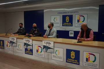 La Base Aérea de Gando acoge el I Torneo de Pádel Familia e Instituciones Públicas/Acfi Press.