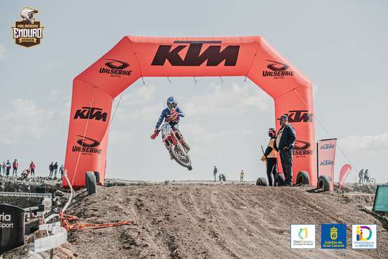 Telde acoge el Superenduro Gran Canaria Isla Europea del Deporte/Moto Club Valsebike.