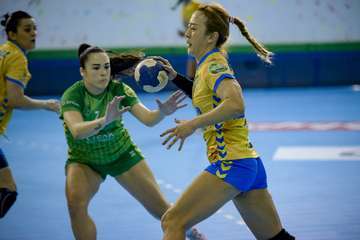 Saber sufrir le vale al Rocasa para llevarse el derbi canario ante Zonzamas/TA.