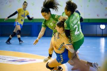 Saber sufrir le vale al Rocasa para llevarse el derbi canario ante Zonzamas/TA.