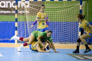 Saber sufrir le vale al Rocasa para llevarse el derbi canario ante Zonzamas/TA.