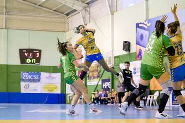 Saber sufrir le vale al Rocasa para llevarse el derbi canario ante Zonzamas/TA.