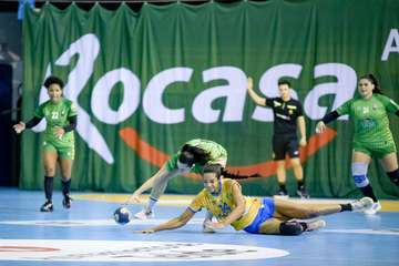 Saber sufrir le vale al Rocasa para llevarse el derbi canario ante Zonzamas/TA.