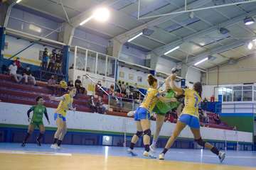 Saber sufrir le vale al Rocasa para llevarse el derbi canario ante Zonzamas/TA.