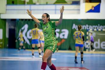 Saber sufrir le vale al Rocasa para llevarse el derbi canario ante Zonzamas/TA.