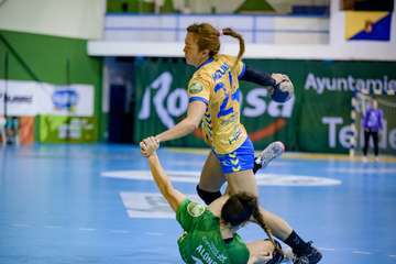 Saber sufrir le vale al Rocasa para llevarse el derbi canario ante Zonzamas/TA.