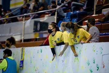 Saber sufrir le vale al Rocasa para llevarse el derbi canario ante Zonzamas/TA.