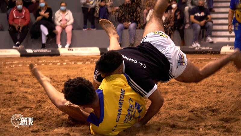 Momento de la luchada del sábado en Telde/CL Castro Morales.