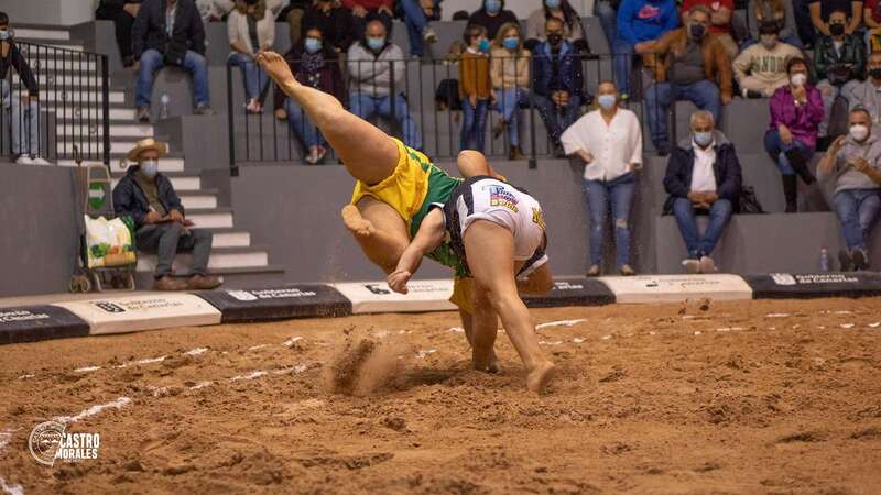 Momento de la luchada del sábado en Telde/CL Castro Morales.