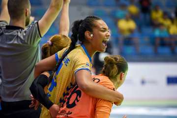 l Rocasa se impone al Málaga (21-17) en Telde en el choque de ida de final Copa EHF/TA.
