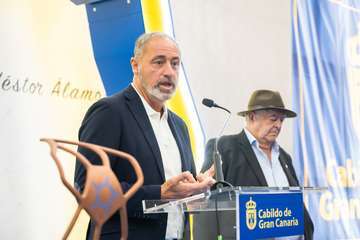 El Rocasa Gran Canaria completa un tour de visitas para celebrar la conquista de la EHF European Cup/TA.