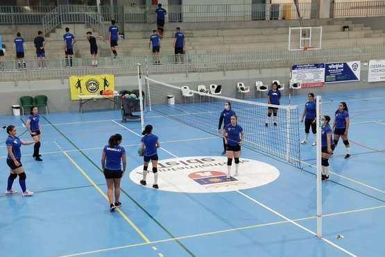 Axinamar organiza la tercera jornada de tecnificación de voleibol en Telde/TA.