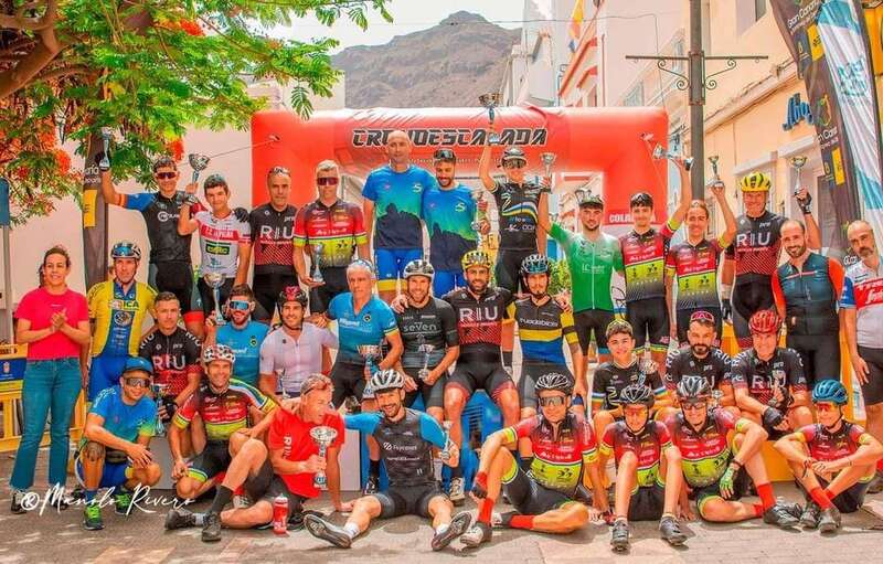 Foto de familia de los participantes / TA