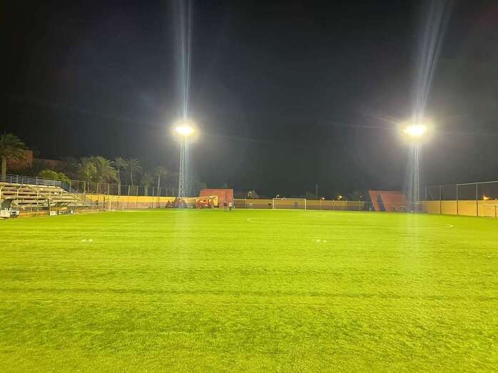 El campo de fútbol de Las Remudas con la nueva iluminación / TA