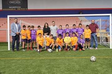 La alcaldesa visita la primera edición del campus de verano de Roque Mesa en Telde/TA.