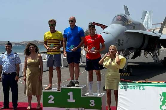 Telde toca podio en las dos pruebas de la XV Travesía a Nado de Gando 2022/TA.