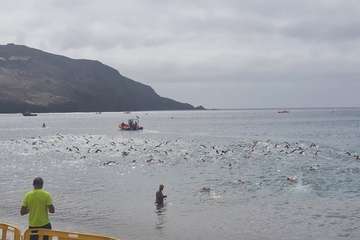 Telde toca podio en las dos pruebas de la XV Travesía a Nado de Gando 2022/TA.