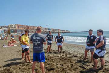 El Castro Morales se ejercita en Melenara/Antonio Rico.