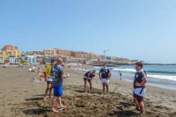 El Castro Morales se ejercita en Melenara/Antonio Rico.