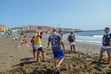 El Castro Morales se ejercita en Melenara/Antonio Rico.