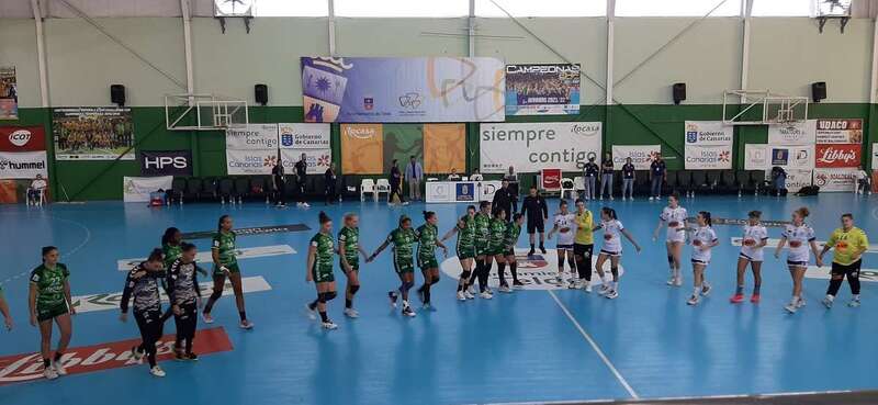 Inicios del encuentro disputado esta tarde-noche en el Pabellón de Las Remudas/TA.