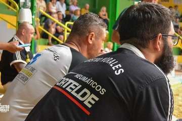  El Castro Morales vence por la míníma al Gáldar a domicilio/Castro Morales.