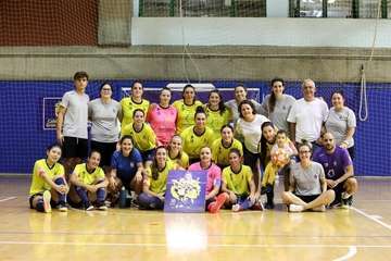 Derrota por la minina del Teldeportivo/TA.