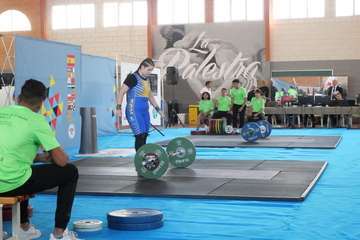 La joven teldense Yaritza Soler triunfa en el Campeonato de España de Halterofilia/TA.