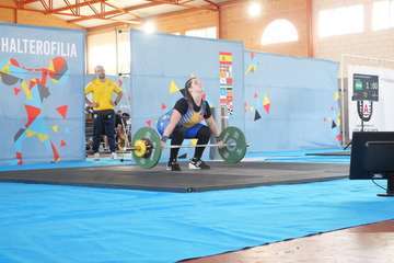 La joven teldense Yaritza Soler triunfa en el Campeonato de España de Halterofilia/TA.